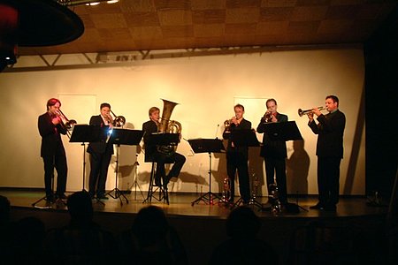 Feinste Musik boten die Mitglieder des Ensembles "Quintbrass" bei ihrem Auftritt in Sallingstadt