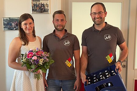 Ina Böhm und Christopher Edelmaier wurde für besonders langes und intensives Engagement als "linke und rechte Hand" von Maximilian gedankt.