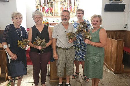 Helene Scheidl, Anita Oppl, Walter Oppl, Aloisia Kaufmann und Karin Böhm(nicht am Bild: Rosa Lang und Roswitha Oberbauer)