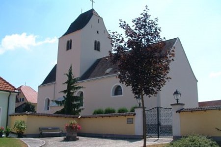 Die Pfarrkirche von Sallingstadt erstrahlt in neuem Glanz!