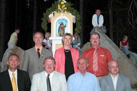 Gruppenfoto der Ehrengäste mit Bundesrätin Diesner-Wais