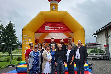 Der Pfarrgemeinderat sorgte für eine perfekte Bewertung beim diesjährigen Jakobikirtag:Tanja Berger, Maria Danzinger, Roswitha Oberbauer, Klaudia Hipp, Karin Böhm, Alexander Scheidl, Anita Oppl, Walter Gretz, Gerhard Haider, Maria Hipp, Markus Rabl und Harald Zauner (nicht am Bild: Christopher Edelmaier)